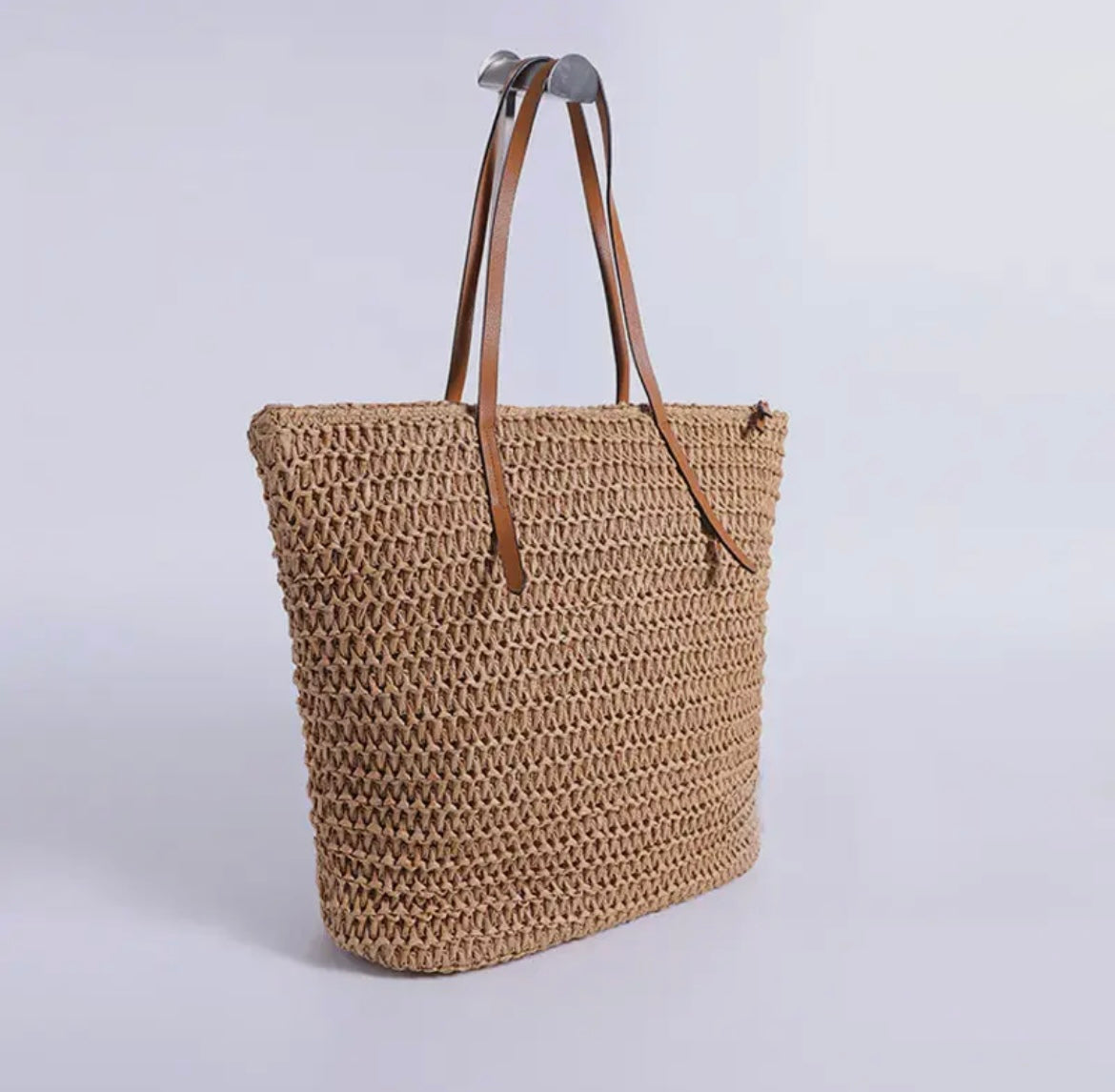 Izzy Straw Tote