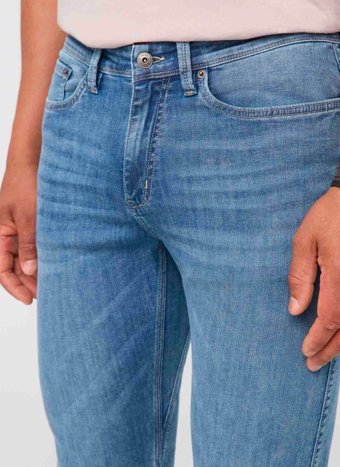 Duer Denim Lite Performance Slim Straight