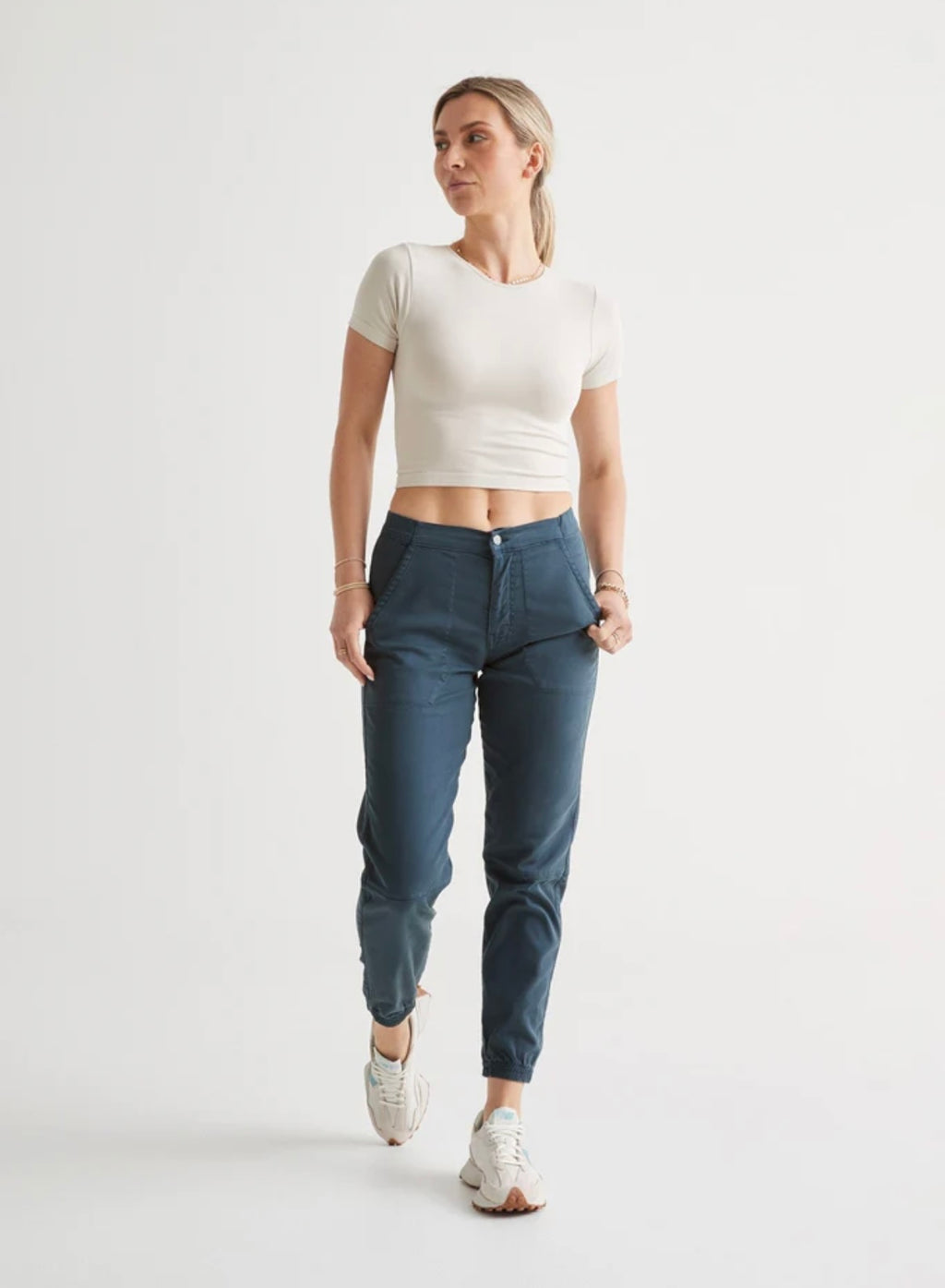 Duer Live Free Jogger Women