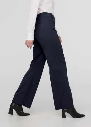 NuStretch High Rise Trouser