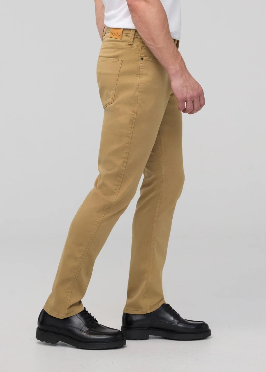 Duer Men No Sweat Pant Relaxed Taper