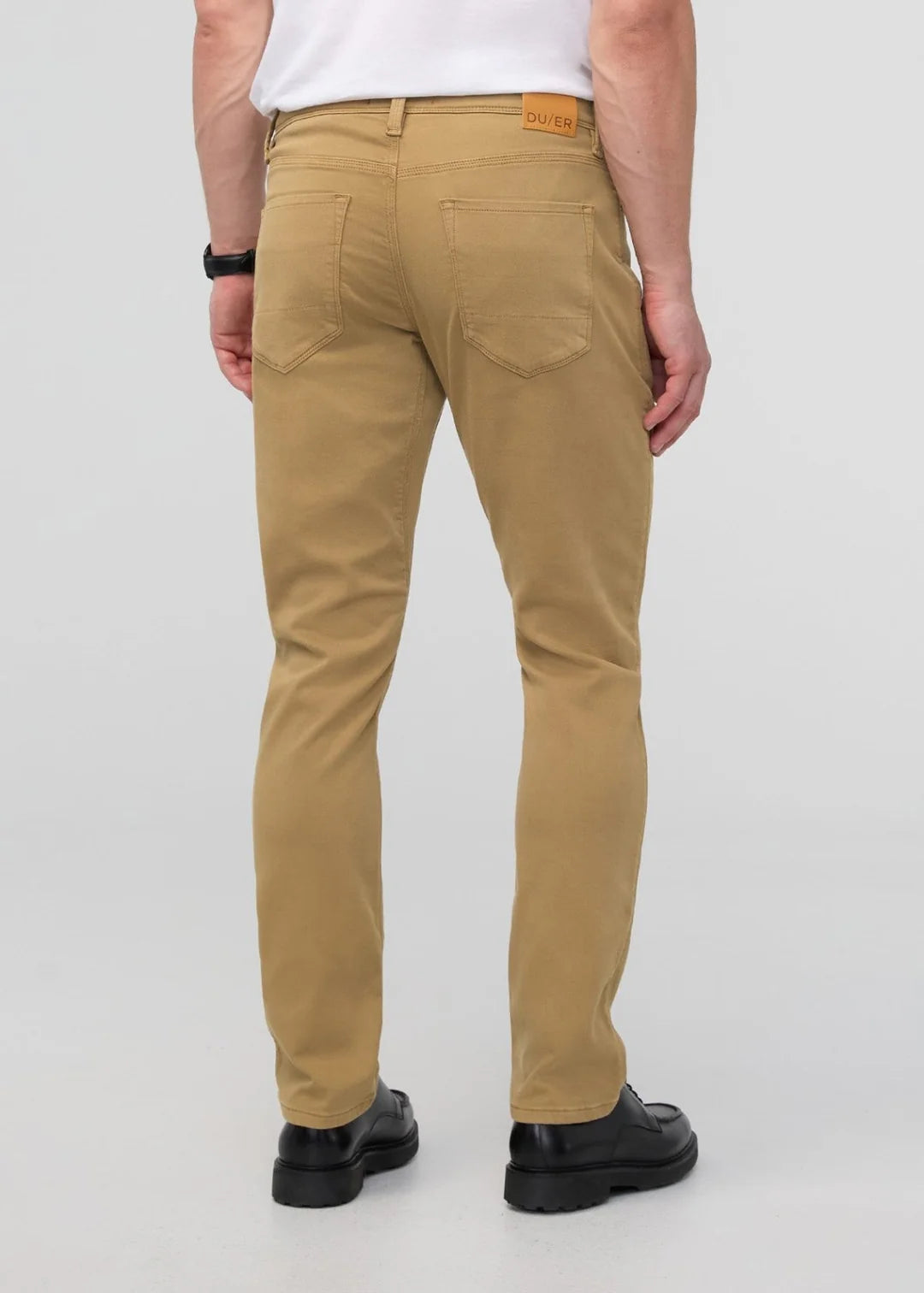 Duer Men No Sweat Pant Relaxed Taper