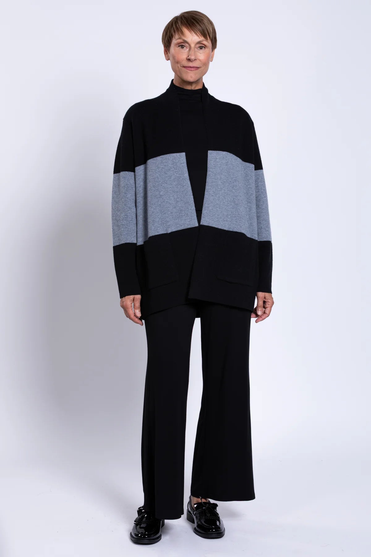 Seltic Sweater with pockets!!