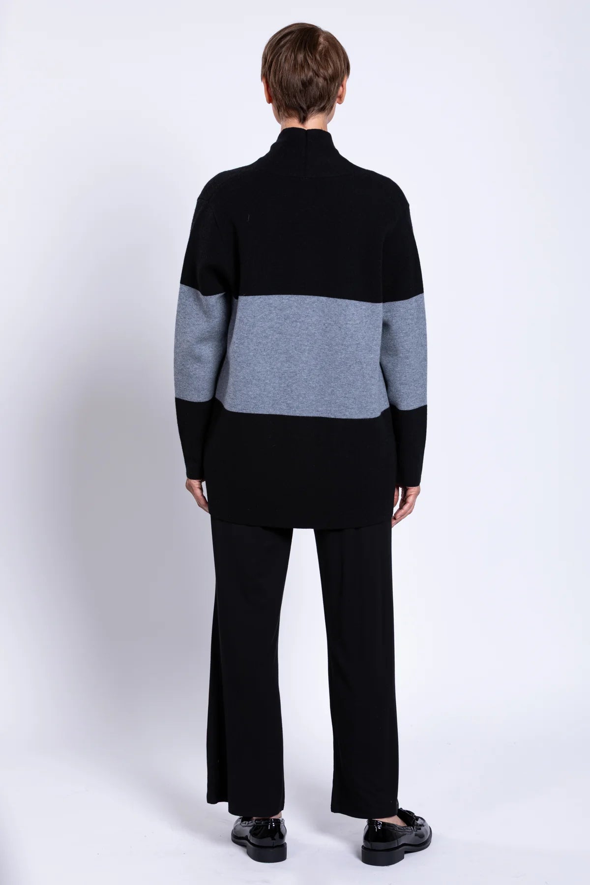 Seltic Sweater with pockets!!