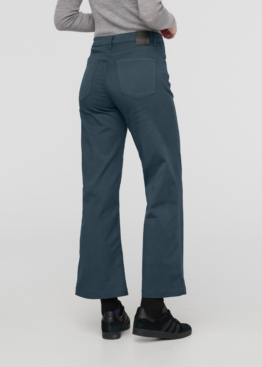 Duer Women Live Free Pants